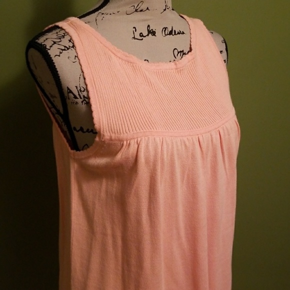 Pale Orangey-Pink Knit Tank *NWT* - Picture 3 of 8